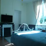 Les 3 Tilleuls Bed and Breakfast 4*