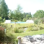 Les 3 Tilleuls Bed and Breakfast