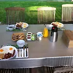Bed and Breakfast Les 3 Tilleuls 4*