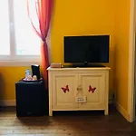 Les 3 Tilleuls Bed and Breakfast 4*