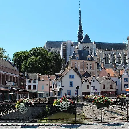 Les 3 Tilleuls Nocleg ze śniadaniem Roye (Somme)