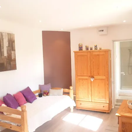 Bed & Breakfast Les 3 Tilleuls 3*