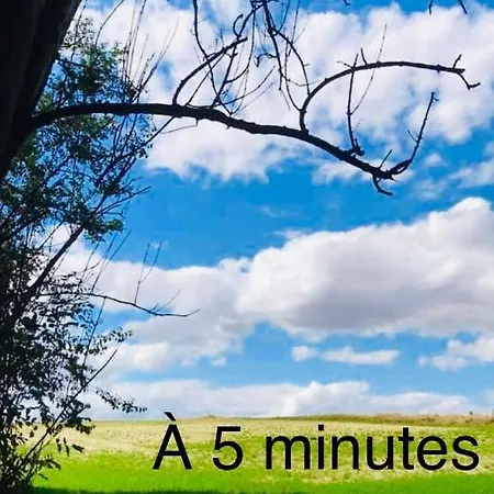 Les 3 Tilleuls Frühstückspension Roye (Somme)