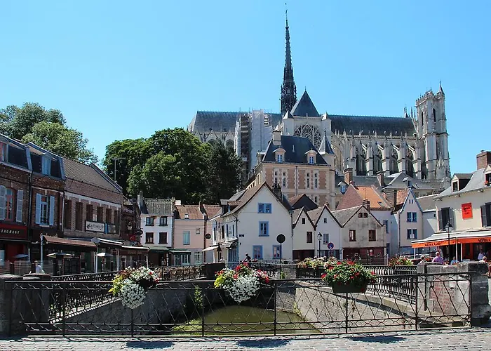 Les 3 Tilleuls לינה וארוחת בוקר רואה