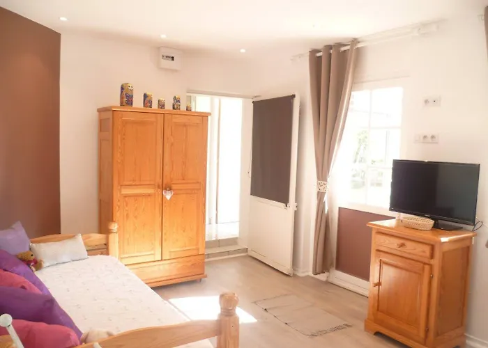 Les 3 Tilleuls 4* רואה