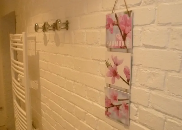 לינה וארוחת בוקר Les 3 Tilleuls רואה