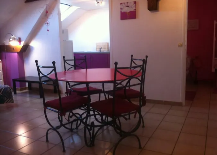 לינה וארוחת בוקר Les 3 Tilleuls