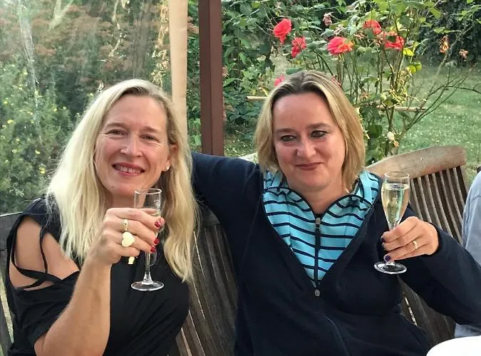 Les 3 Tilleuls לינה וארוחת בוקר 4*